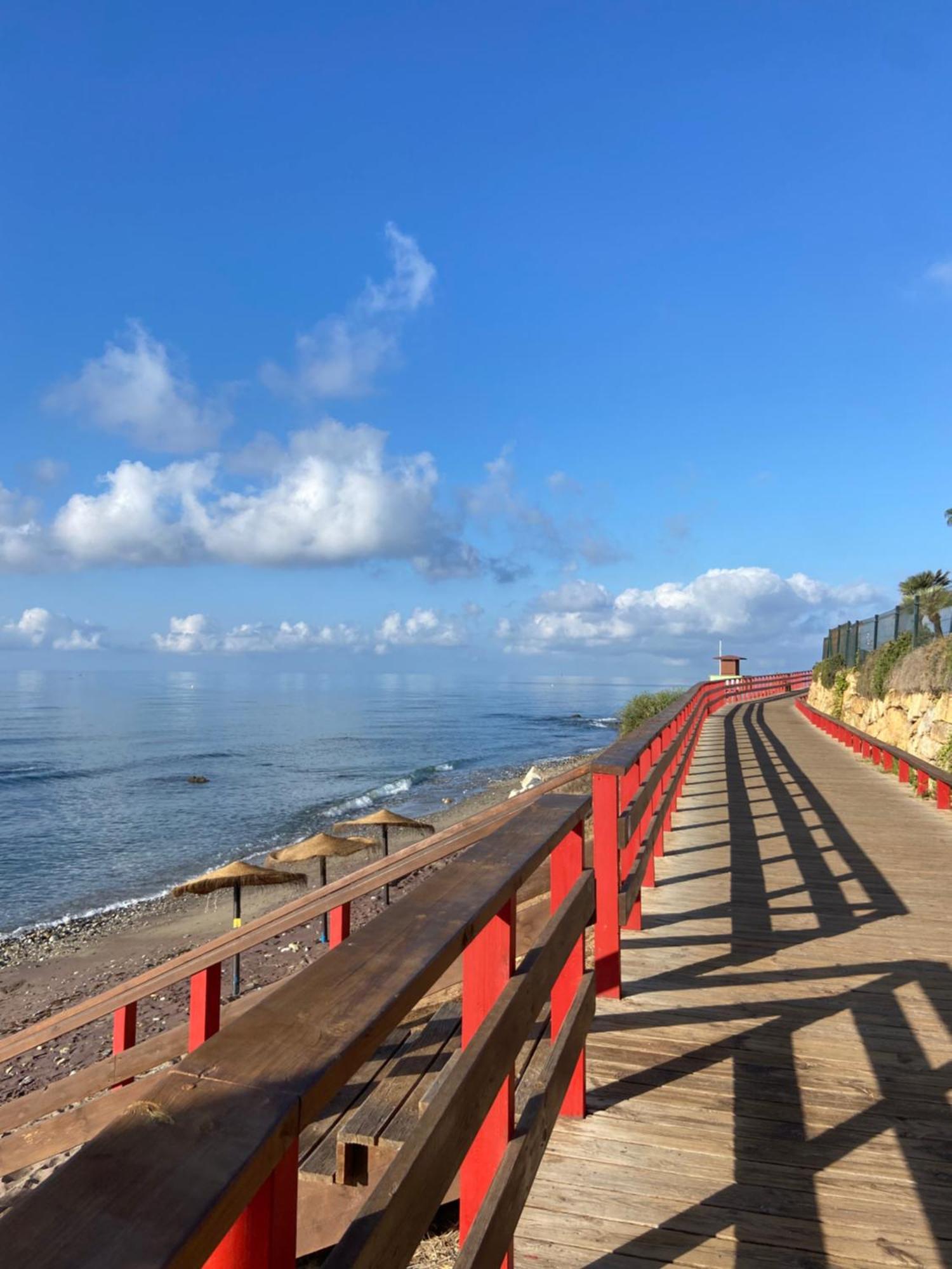 Alhamar Beach Міхас Екстер'єр фото